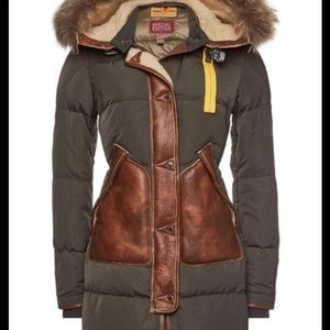ISO! Searching for the parajumpers long bear special parka (in army green)